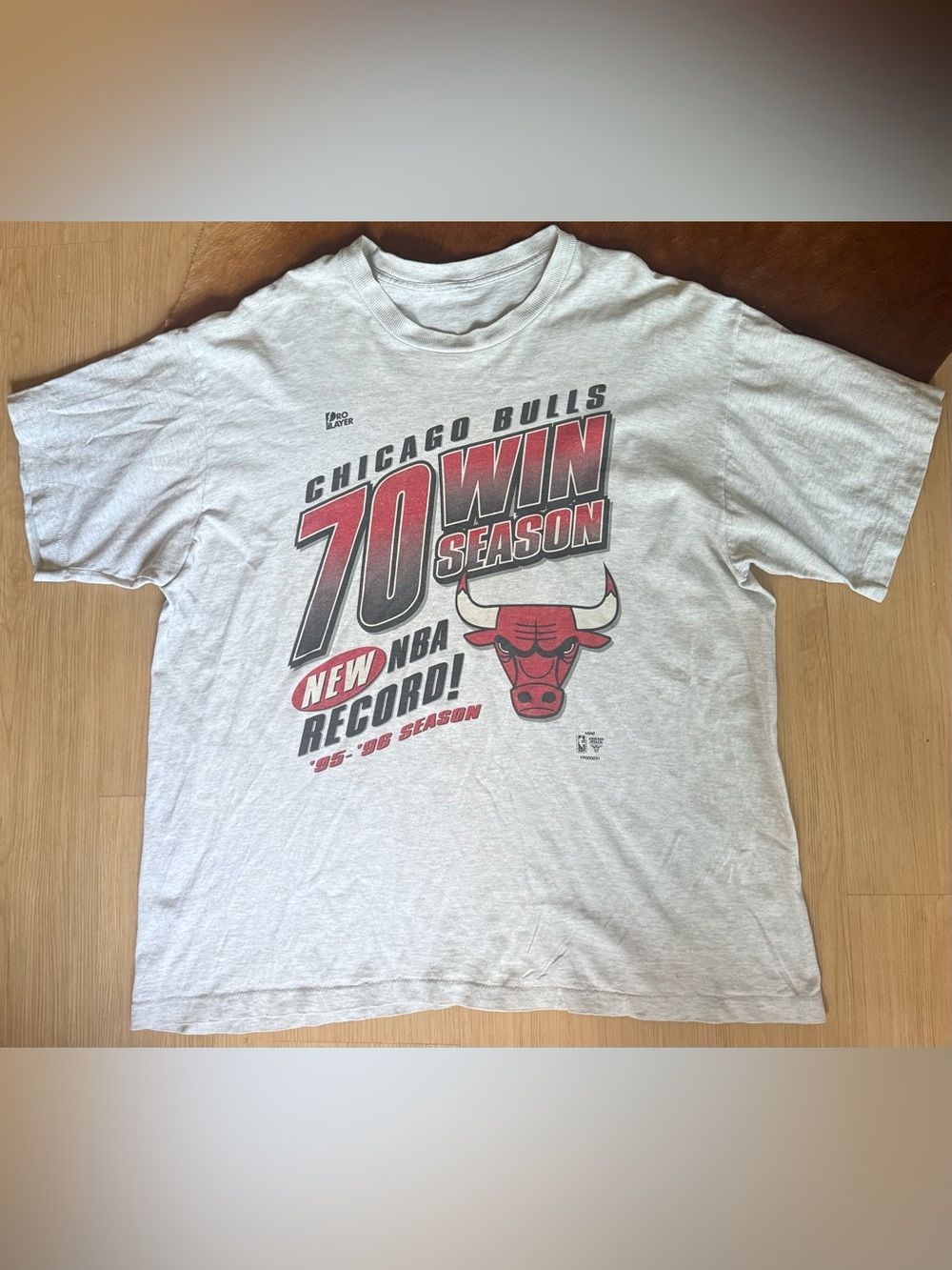 Vintage 1996 Pro Player Chicago Bulls Tee